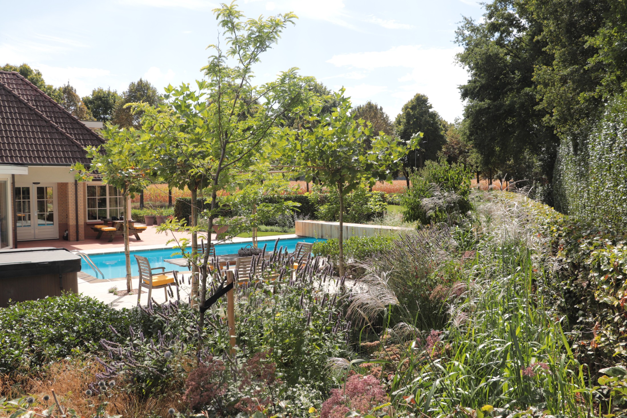 Landelijke tuin in Kilder